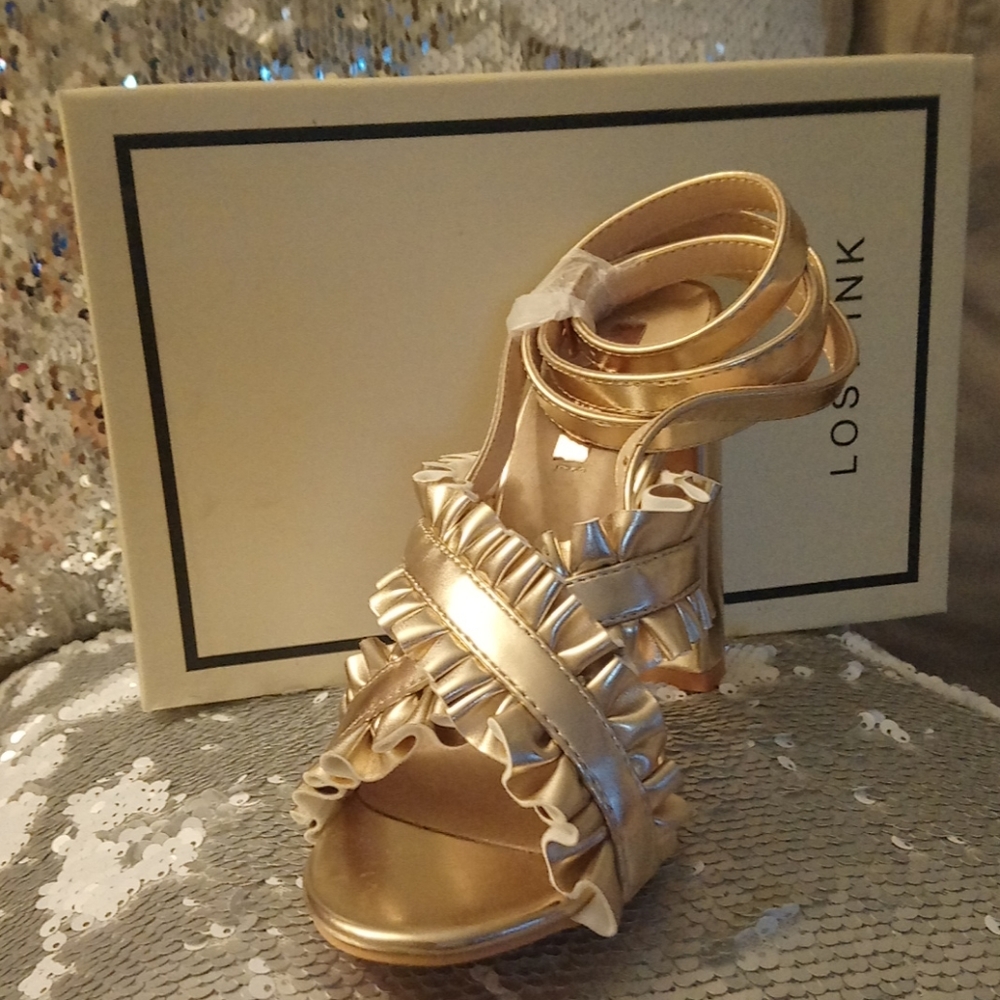 Lost Ink golden sandals